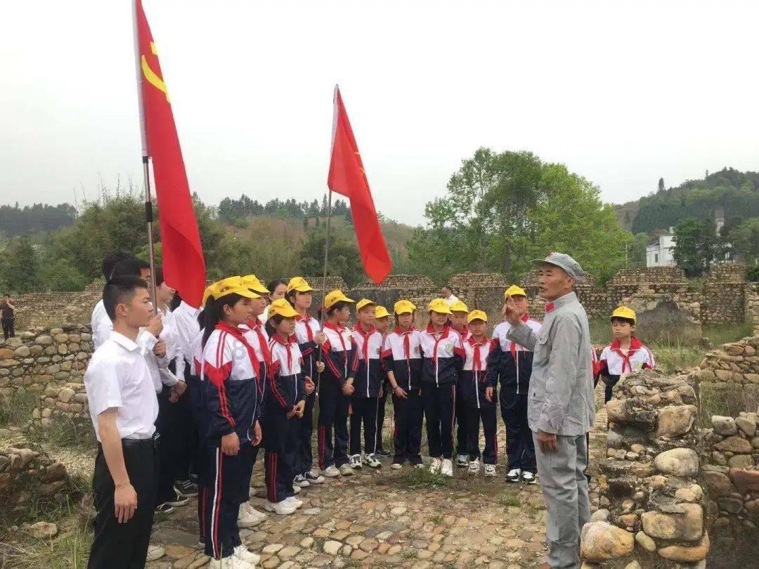 舰无虚发：暗星